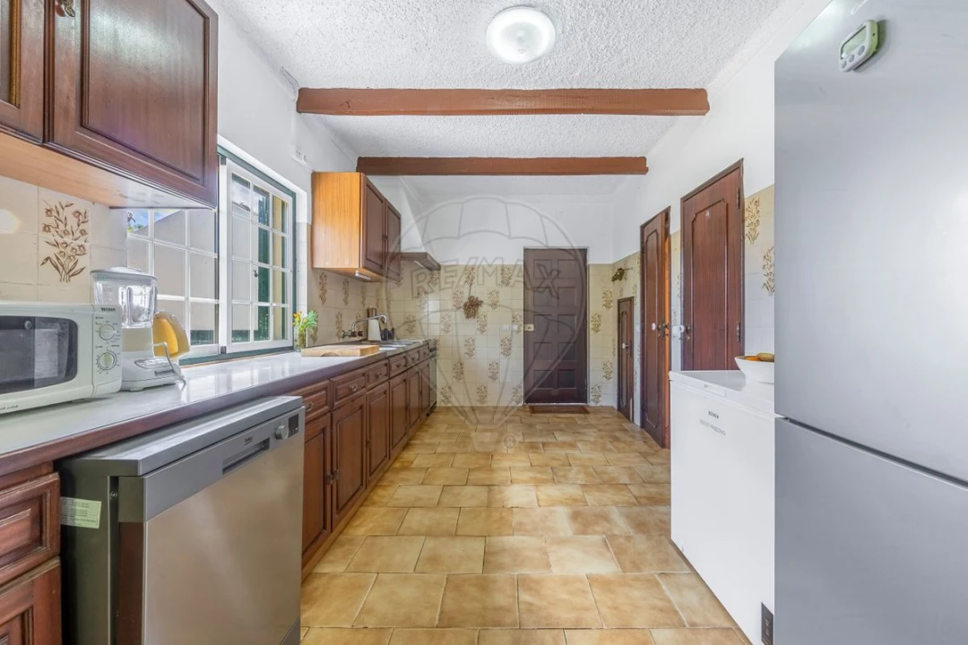 Quinta T3 para Venda em Alcoentre Foto 15