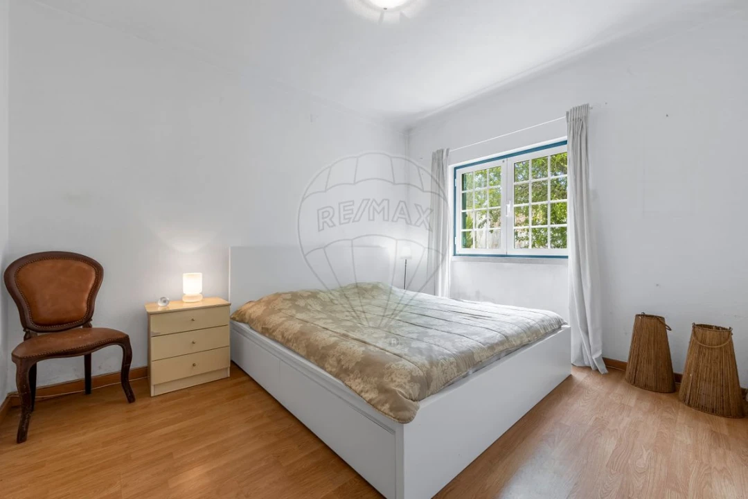 Quinta T3 para Venda em Alcoentre Foto 21