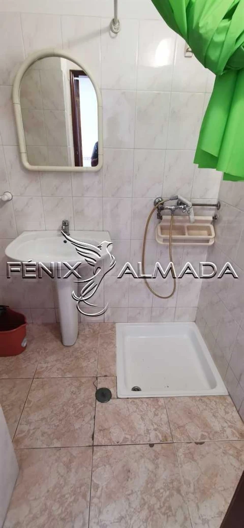 Moradia T3 para Venda em Corroios