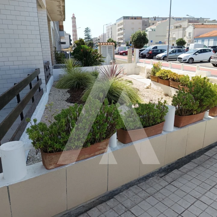 Prédio para Venda em Gafanha da Nazaré Foto 49