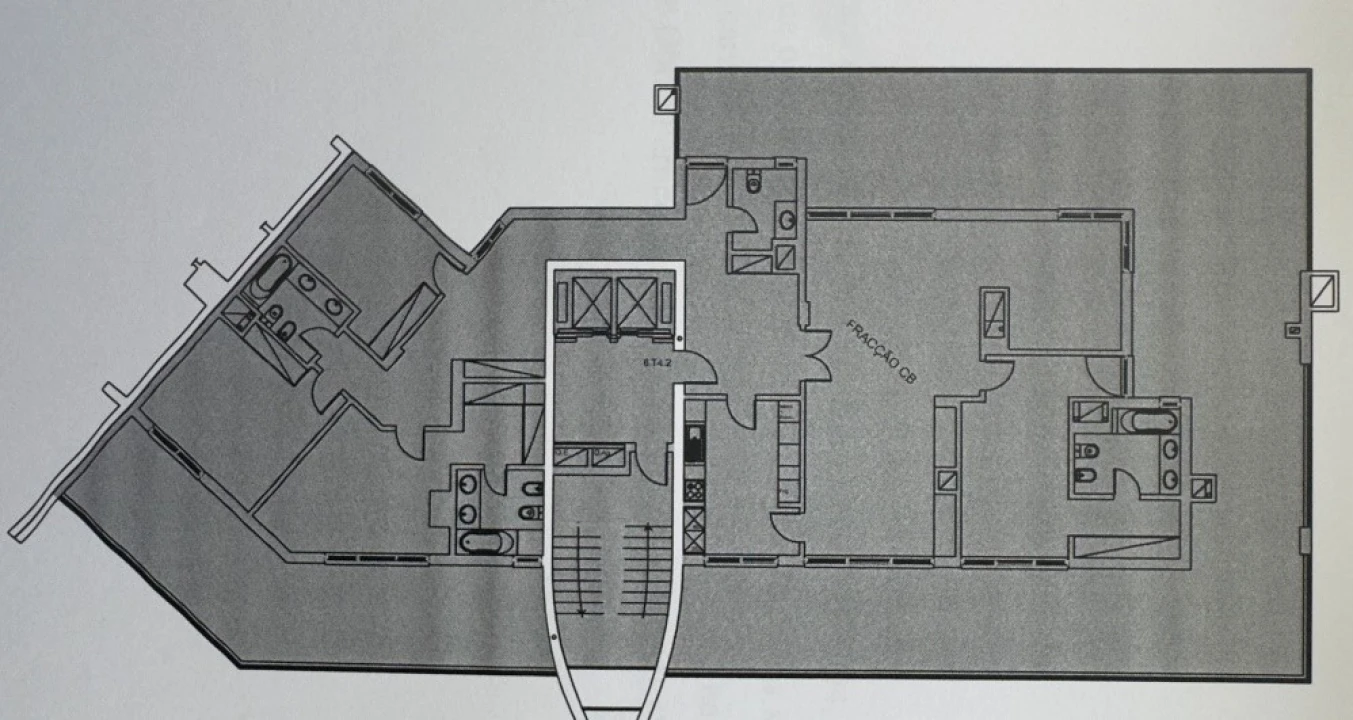 Apartamento T4 para Venda em São Martinho Planta 2
