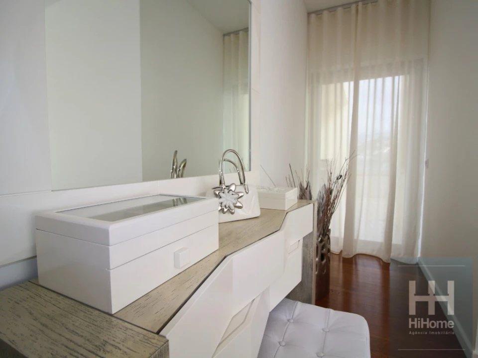 Apartamento T4 para Venda em São Martinho Foto 18