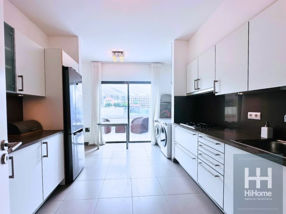 Apartamento T4 para Venda em São Martinho Foto 31
