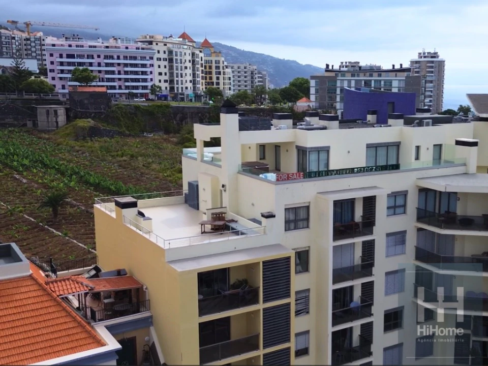 Apartamento T4 para Venda em São Martinho Foto 51