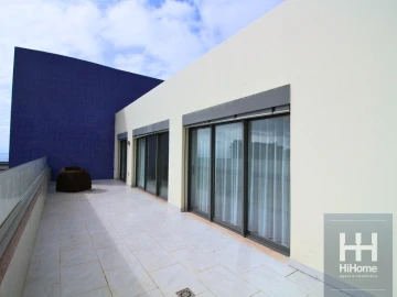 Apartamento T4 para Venda em São Martinho