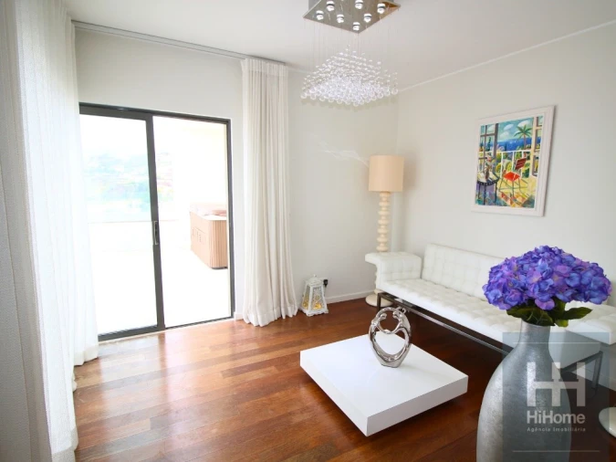 Apartamento T4 para Venda em São Martinho Foto 13