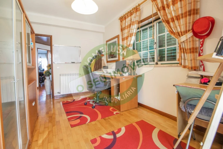 Moradia T5 para Venda em Tavarede Foto 17