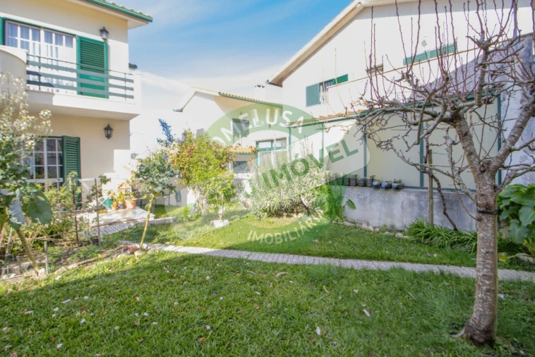 Moradia T5 para Venda em Tavarede Foto 30