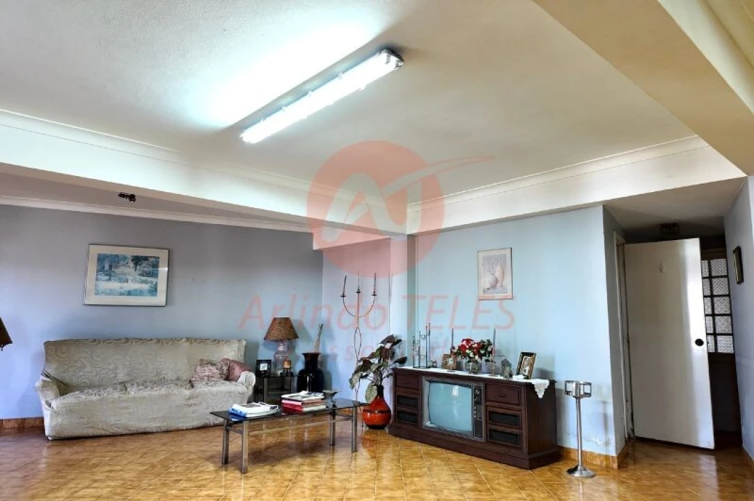 Loja para Arrendamento em Biscoitos Foto 12