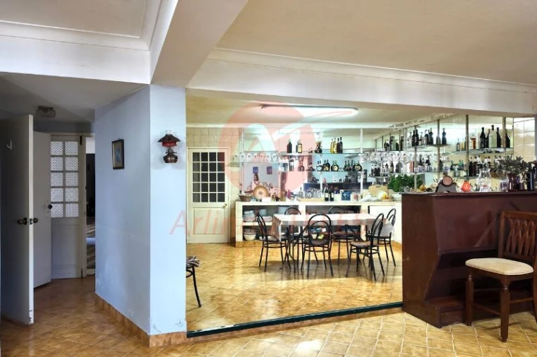 Loja para Arrendamento em Biscoitos Foto 8