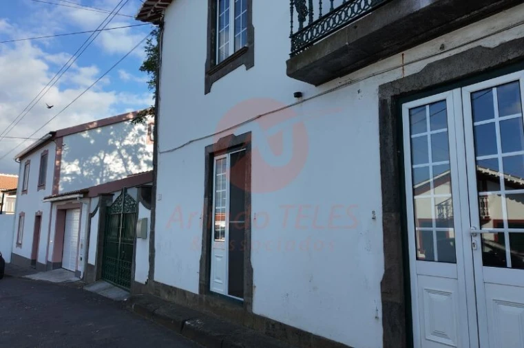 Loja para Arrendamento em Biscoitos Foto 17