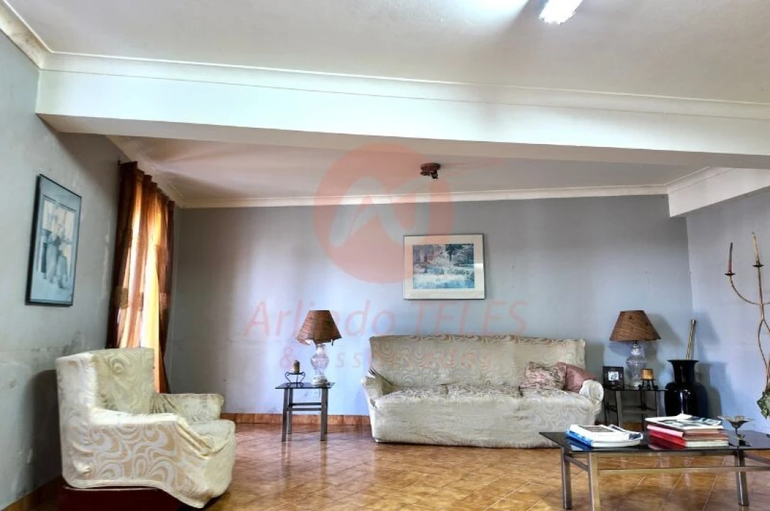 Loja para Arrendamento em Biscoitos Foto 15