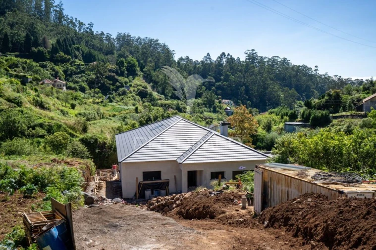 Moradia T3 para Venda em Santo Antonio da Serra Foto 7