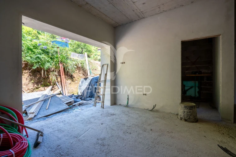 Moradia T3 para Venda em Santo Antonio da Serra Foto 12