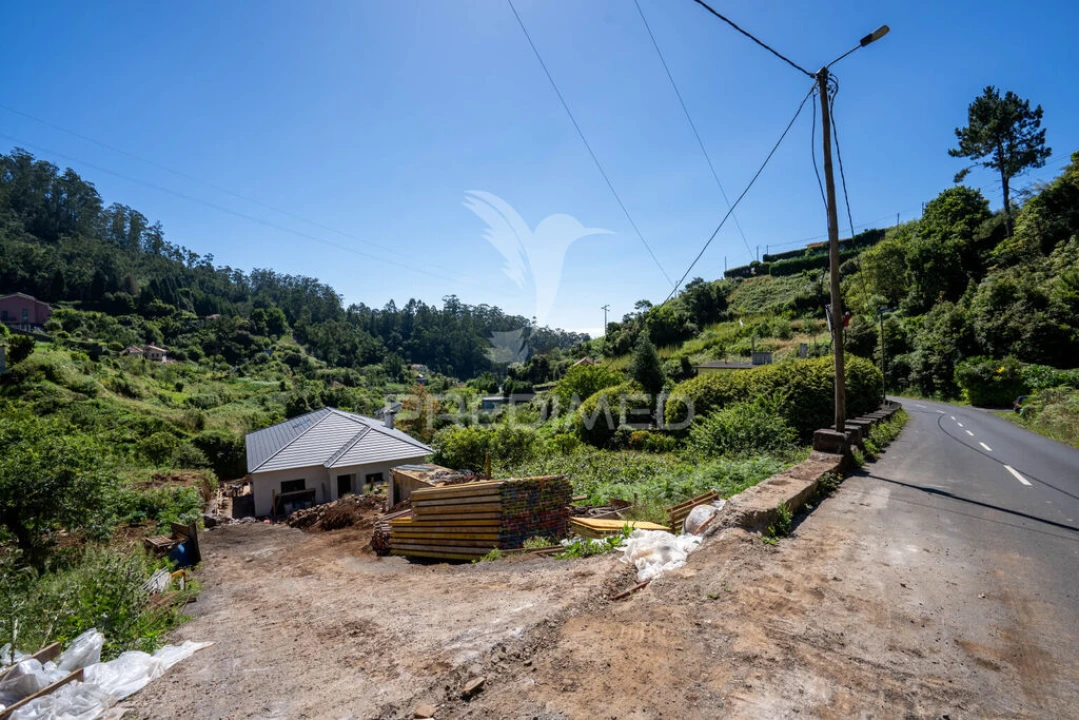 Moradia T3 para Venda em Santo Antonio da Serra Foto 6