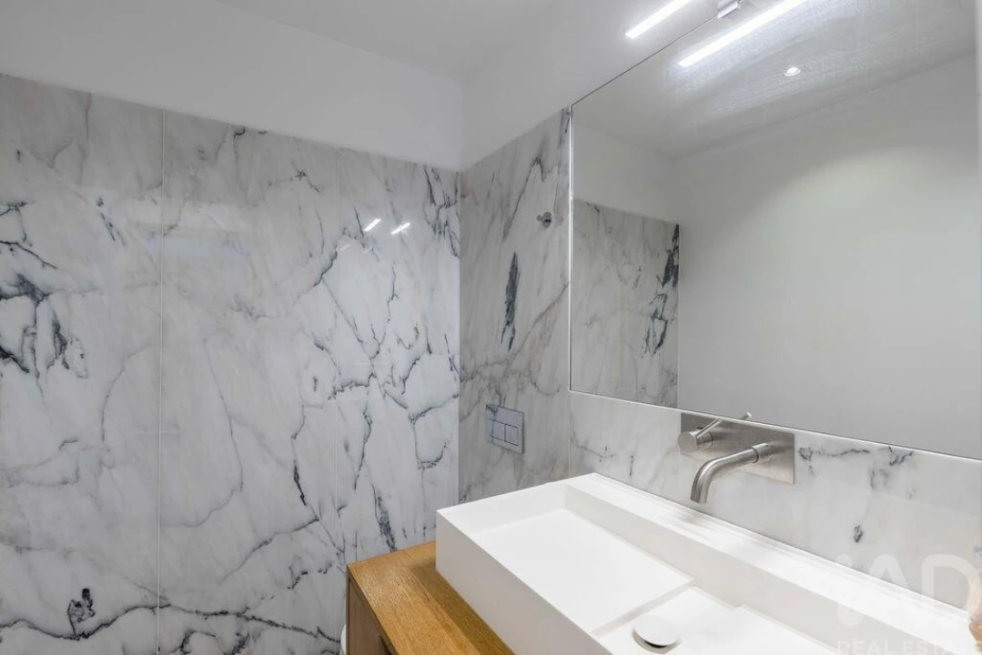 Apartamento T2 para Venda em Costa da Caparica Foto 19