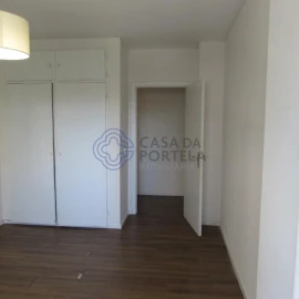 Apartamento T4 para Venda em Lordelo do Ouro e Massarelos