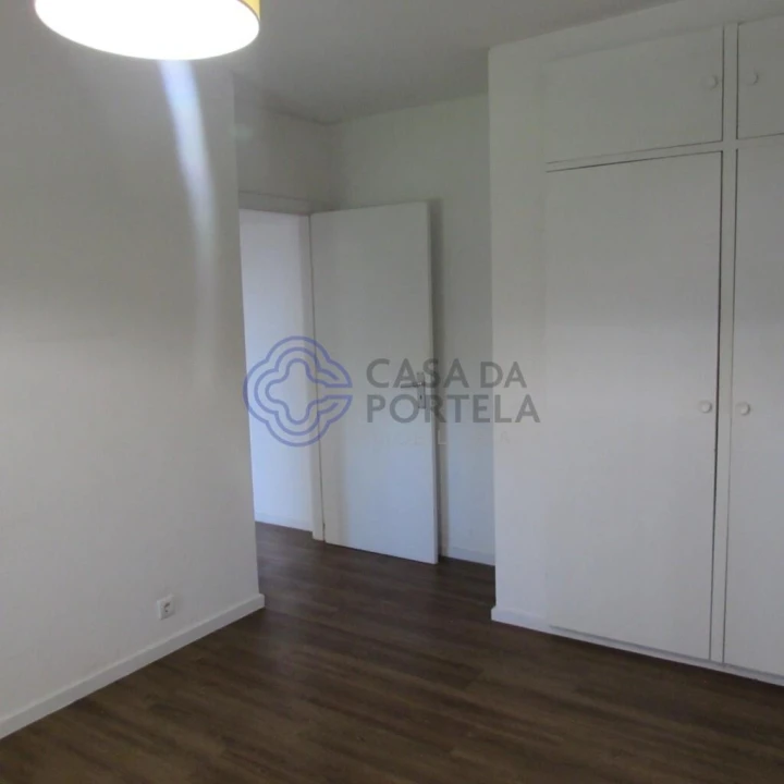 Apartamento T4 para Venda em Lordelo do Ouro e Massarelos Foto 51