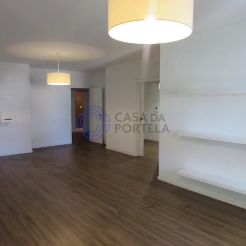 Apartamento T4 para Venda em Lordelo do Ouro e Massarelos Foto 12