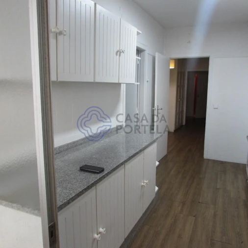 Apartamento T4 para Venda em Lordelo do Ouro e Massarelos Foto 6