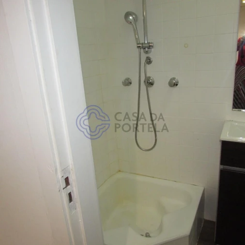 Apartamento T4 para Venda em Lordelo do Ouro e Massarelos Foto 57