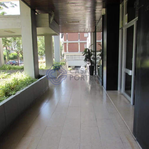 Apartamento T4 para Venda em Lordelo do Ouro e Massarelos Foto 46