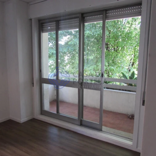 Apartamento T4 para Venda em Lordelo do Ouro e Massarelos Foto 22