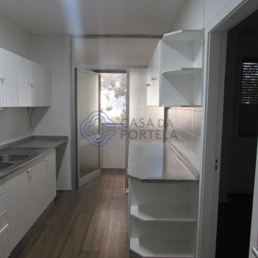 Apartamento T4 para Venda em Lordelo do Ouro e Massarelos Foto 18