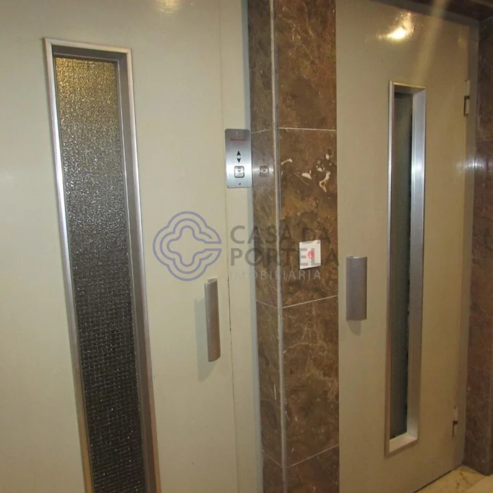 Apartamento T4 para Venda em Lordelo do Ouro e Massarelos Foto 53