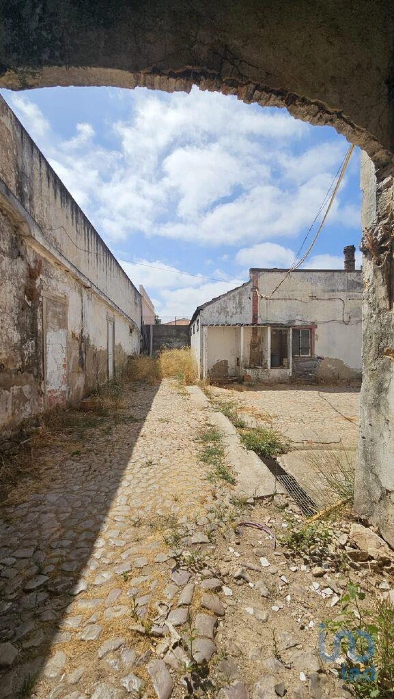 Prédio para Venda em Loule (São Sebastião) Foto 2