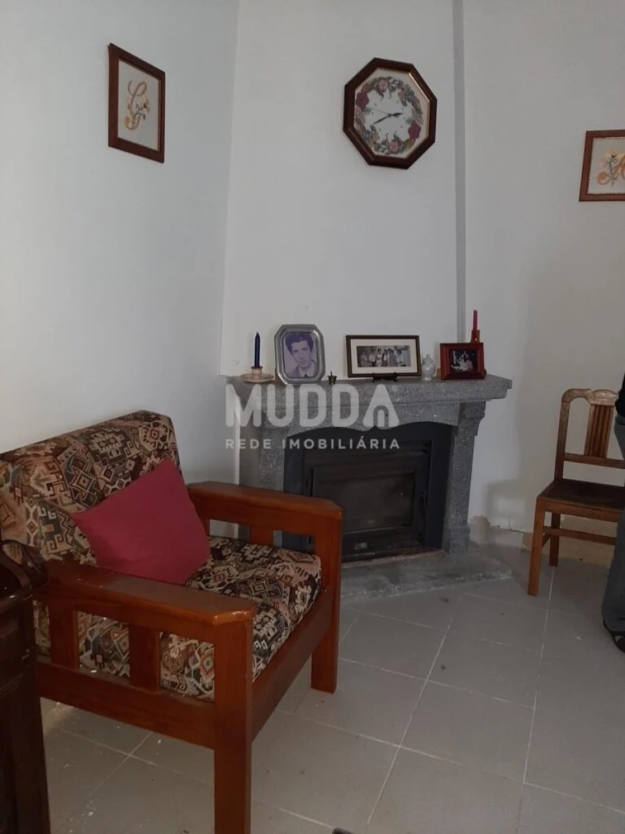 Moradia T2 para Venda em Sarzedas Foto 5