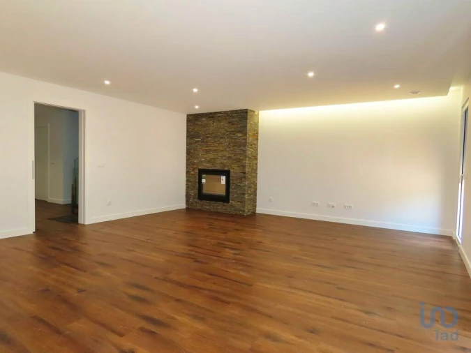 Moradia T4 para Venda em Leiria, Pousos, Barreira e Cortes Foto 13