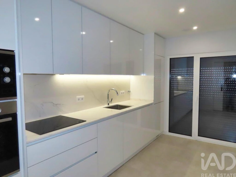 Moradia T4 para Venda em Leiria, Pousos, Barreira e Cortes Foto 22