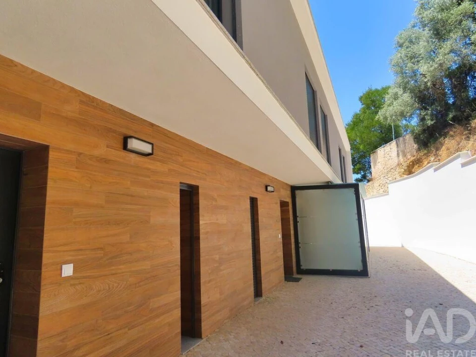 Moradia T4 para Venda em Leiria, Pousos, Barreira e Cortes Foto 28