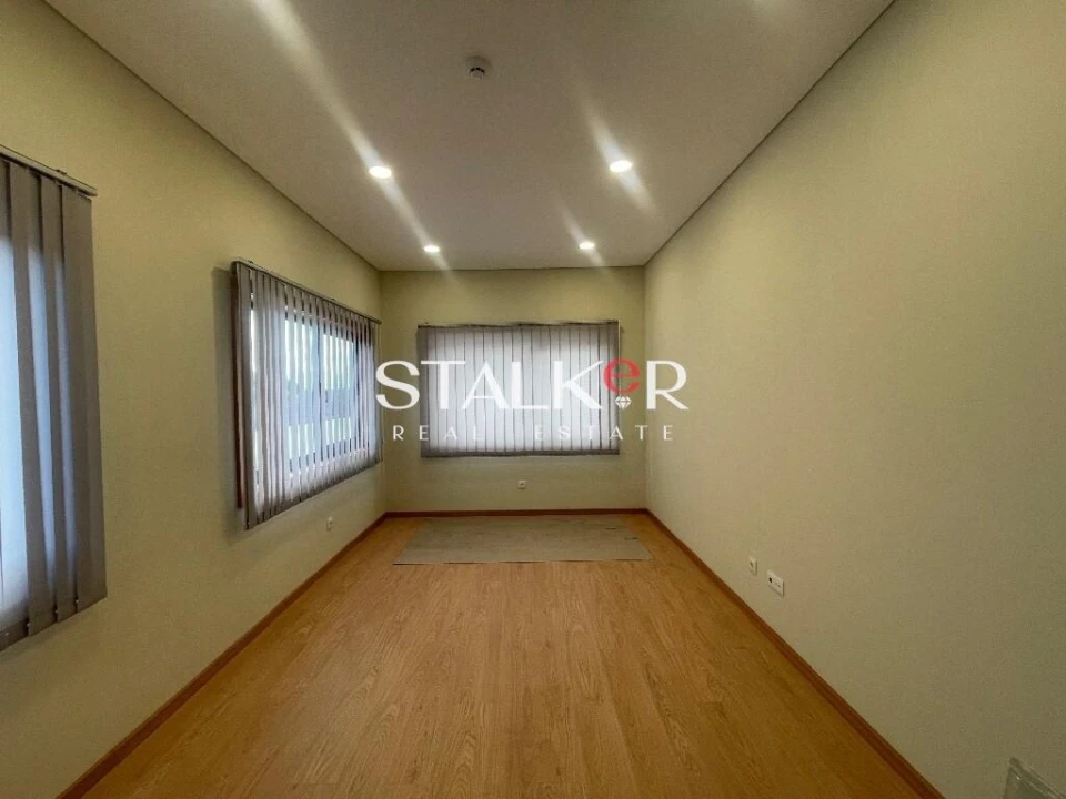 Armazém para Venda em Caldas de São Jorge e Pigeiros Foto 20