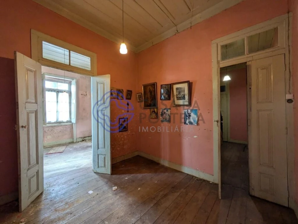 Moradia T5 para Venda em Silgueiros Foto 31