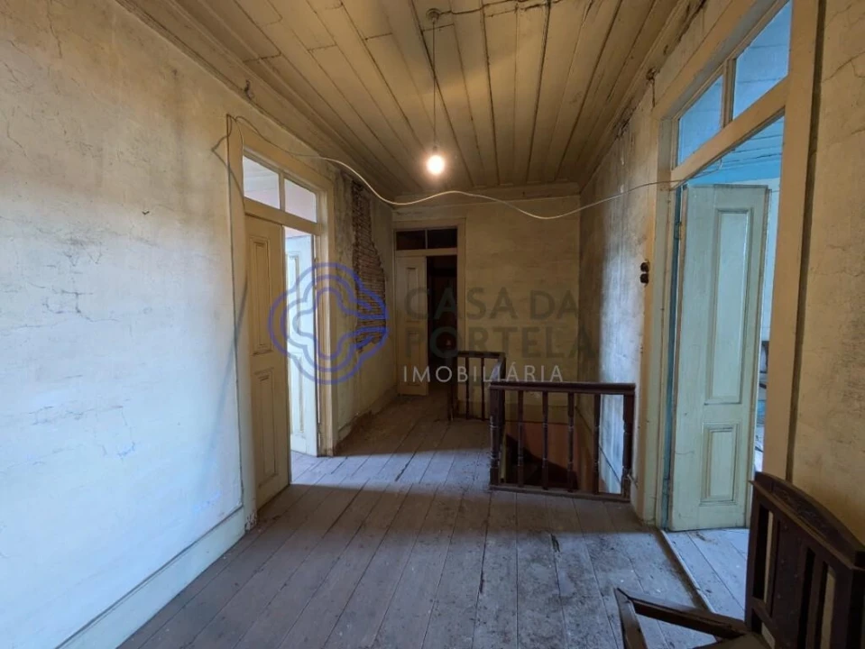 Moradia T5 para Venda em Silgueiros Foto 39