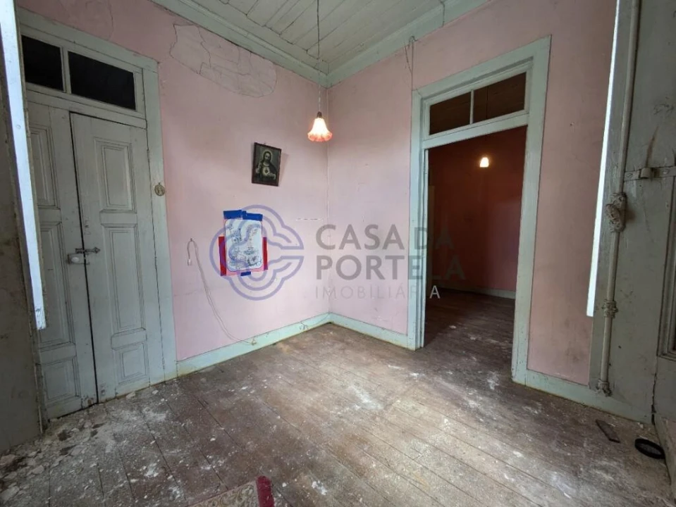 Moradia T5 para Venda em Silgueiros Foto 34