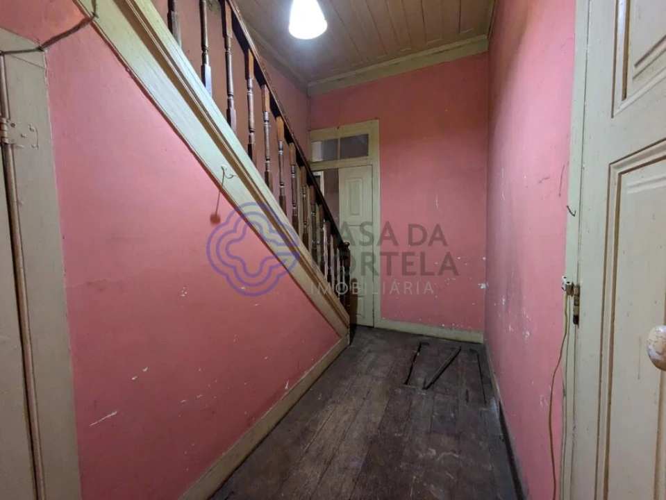 Moradia T5 para Venda em Silgueiros Foto 35