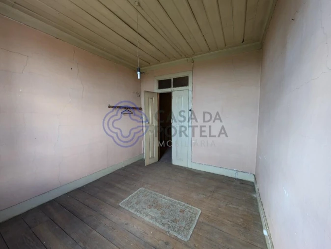 Moradia T5 para Venda em Silgueiros Foto 47