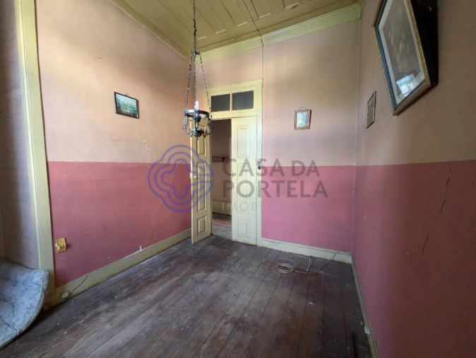 Moradia T5 para Venda em Silgueiros Foto 15