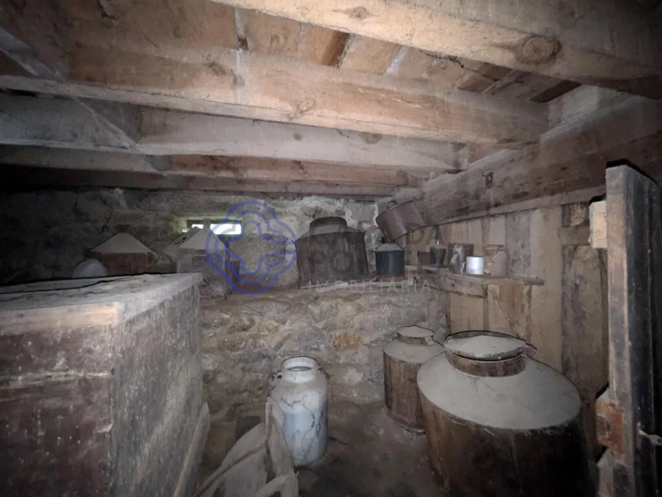 Moradia T5 para Venda em Silgueiros Foto 51