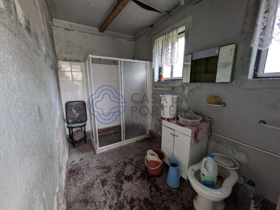 Moradia T5 para Venda em Silgueiros Foto 8