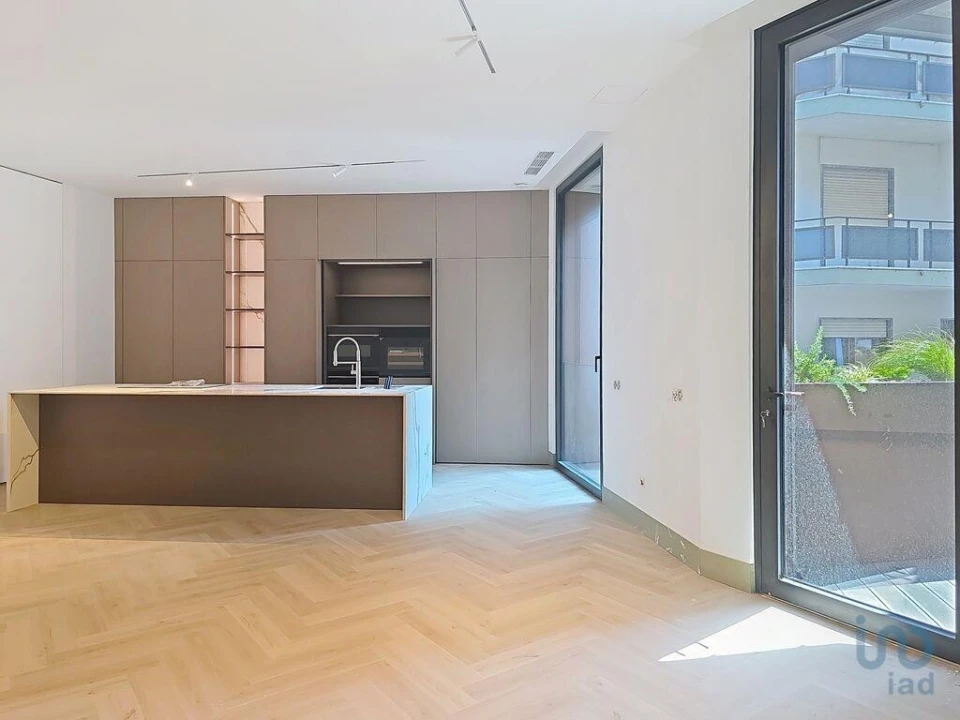 Apartamento T2 para Venda em Lourinhã e Atalaia Foto 1