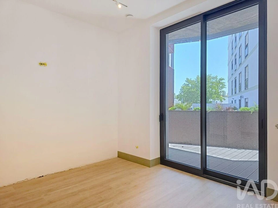 Apartamento T2 para Venda em Lourinhã e Atalaia Foto 18