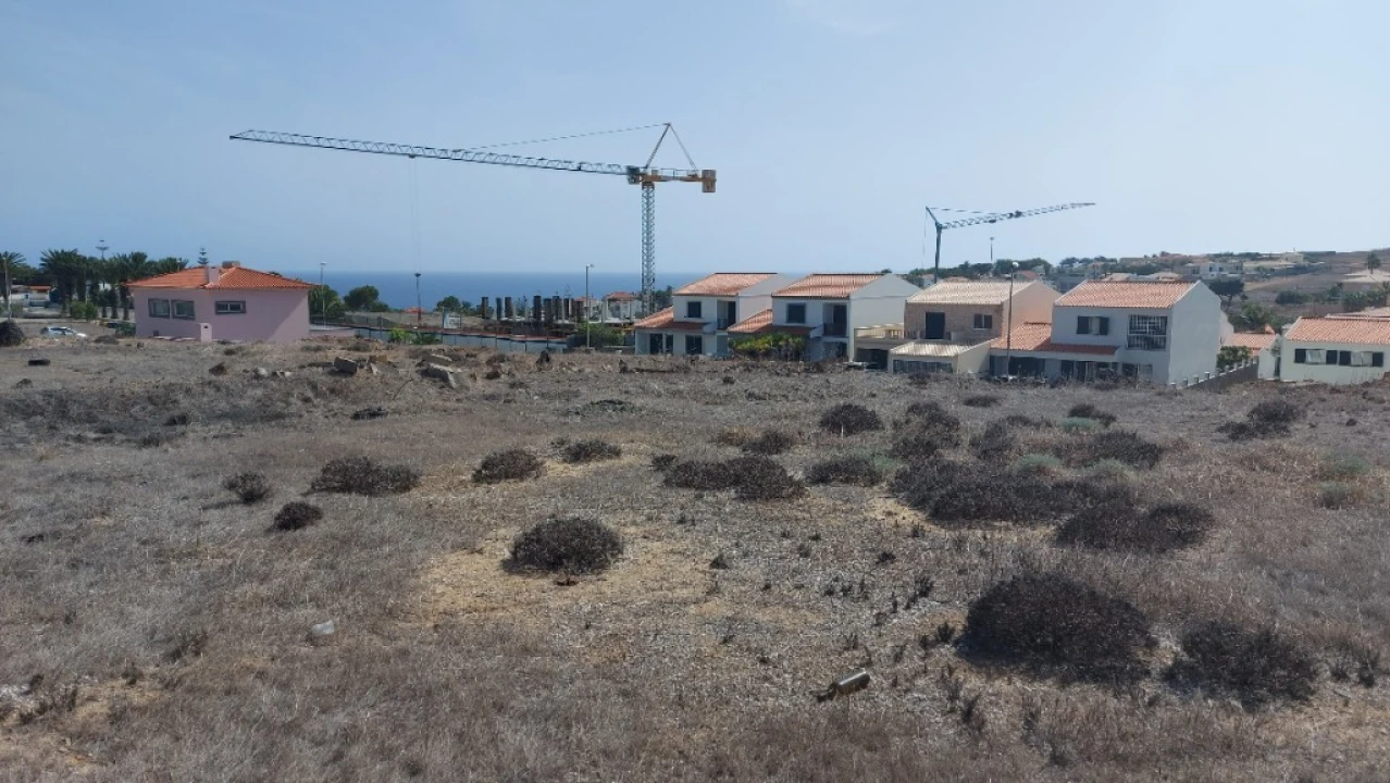 Moradia T2 para Venda em Porto Santo Foto 5