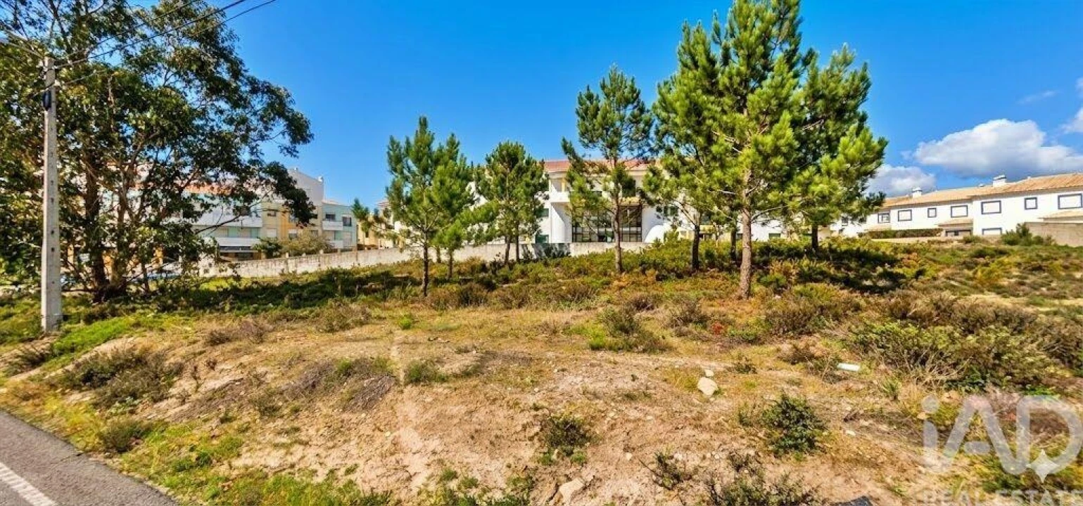 Terreno para Venda em Foz do Arelho Foto 1