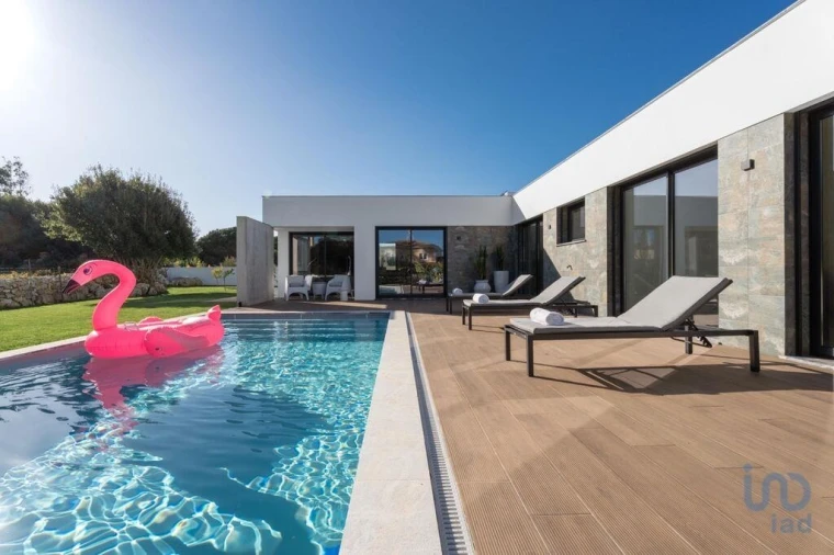 Moradia T4 para Venda em Reguengo Grande