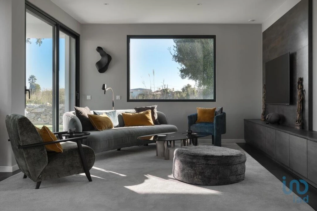 Moradia T4 para Venda em Reguengo Grande Foto 8