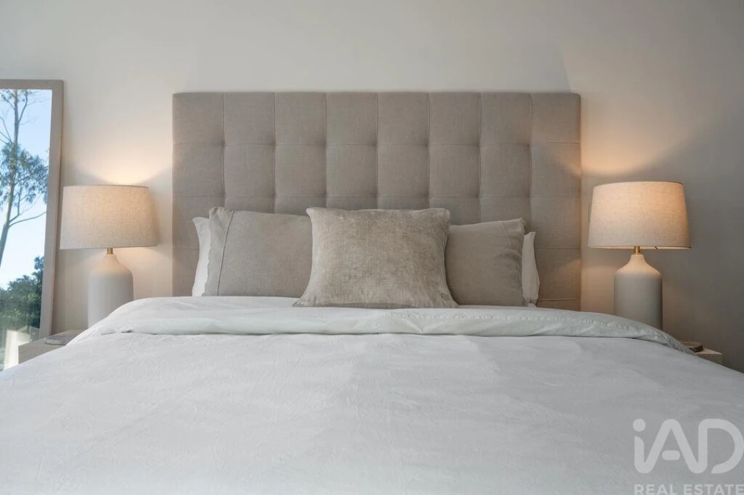 Moradia T4 para Venda em Reguengo Grande Foto 16